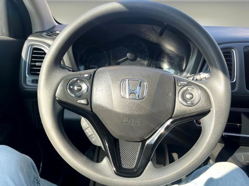 Used 2017 Honda HR-V EX image 18