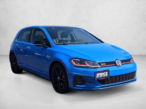 Used 2021 Volkswagen Golf S image 3