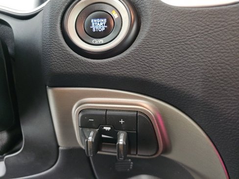 Certified 2020 Dodge Durango SXT image 19