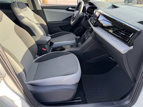 Certified 2022 Volkswagen Taos S image 13