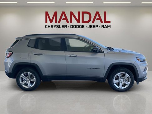 Certified 2024 Jeep Compass Latitude image 5
