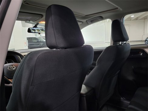 Used 2014 Toyota RAV4 XLE image 29