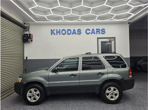 Used 2006 Ford Escape XLT image 1