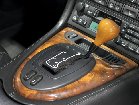 Used 2001 Jaguar XK8 Convertible image 42