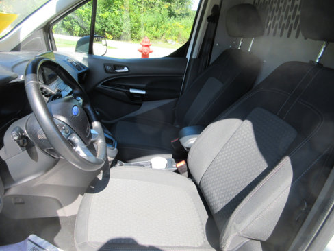 Used 2021 Ford Transit Connect XLT image 34