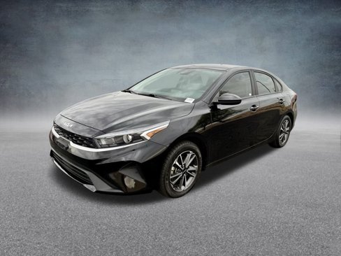 Used 2023 Kia Forte LXS image 12