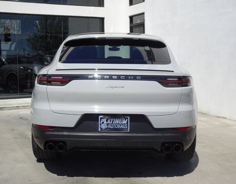 Used 2023 Porsche Cayenne Platinum Edition image 5