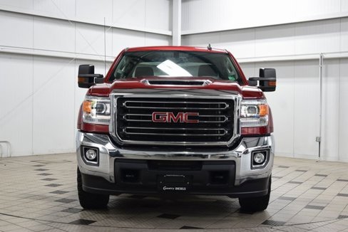 Used 2018 GMC Sierra 2500 SLE w/ SLE Preferred Package image 2