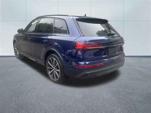 Used 2022 Audi Q7 Premium Plus image 5