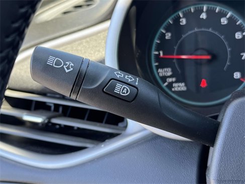 Used 2021 Chevrolet Malibu RS image 9