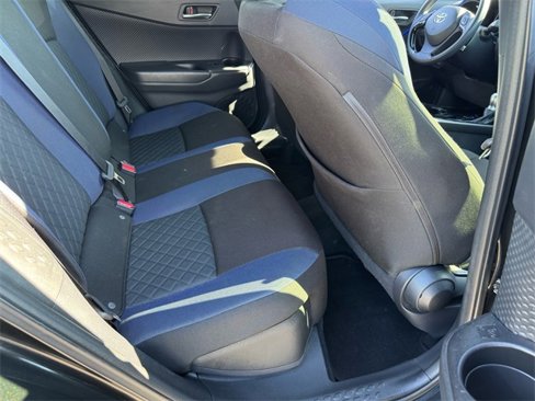 Used 2020 Toyota C-HR XLE image 11