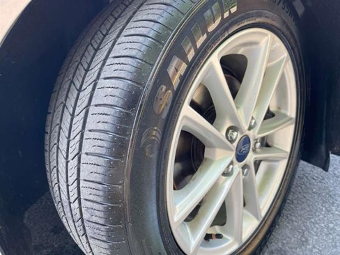 Used 2015 Ford Focus SE image 33