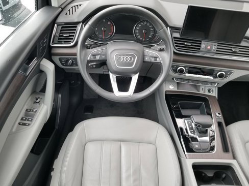 Used 2022 Audi Q5 2.0T Premium w/ Convenience Package image 15