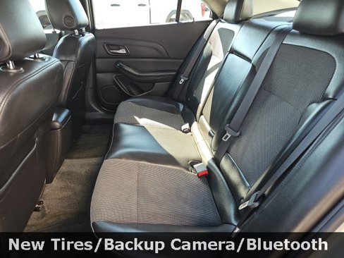 Used 2015 Chevrolet Malibu LT w/ Power Convenience Package image 21