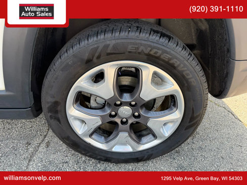 Used 2020 Jeep Compass Limited image 26