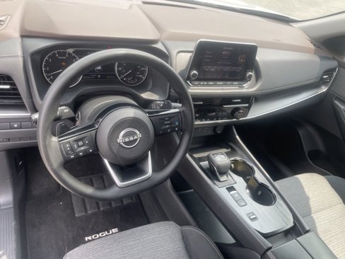 Used 2022 Nissan Rogue SV image 25