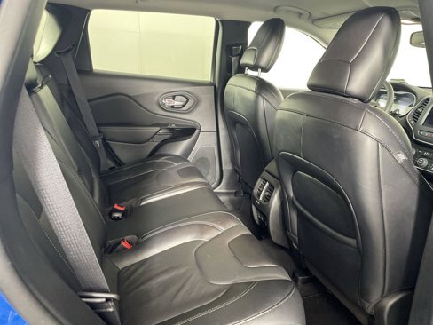 Used 2023 Jeep Cherokee Altitude Lux image 26