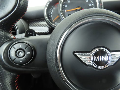 Used 2017 MINI Cooper S image 11