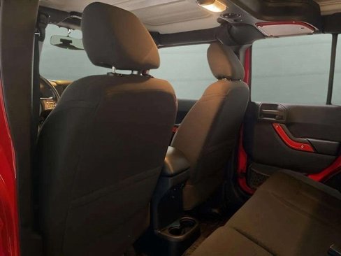 Used 2016 Jeep Wrangler Unlimited Sport image 17