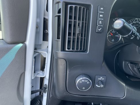Used 2019 Chevrolet Express 2500 w/ Driver Convenience Package image 17