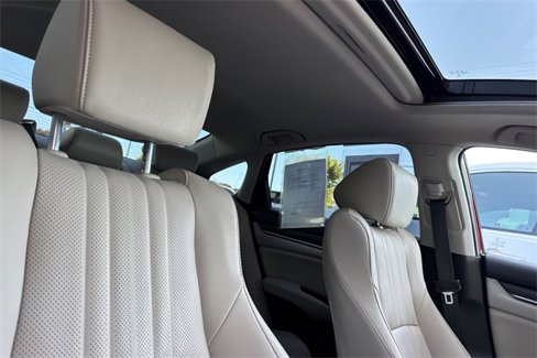 Used 2020 Honda Accord Touring image 18