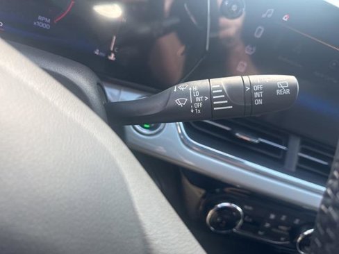 New 2025 Chevrolet Trax LT w/ Driver Confidence Package image 19