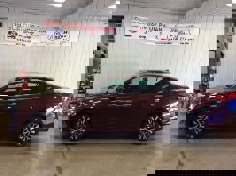 Used 2024 Nissan Altima 2.5 SV image 2