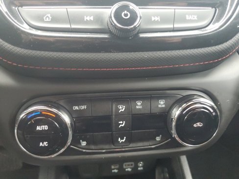 Used 2023 Chevrolet TrailBlazer RS w/ Convenience Package image 31