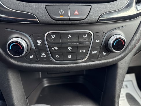 Used 2022 Chevrolet Equinox RS image 27