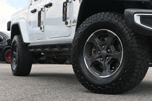 Used 2020 Jeep Gladiator Overland image 30