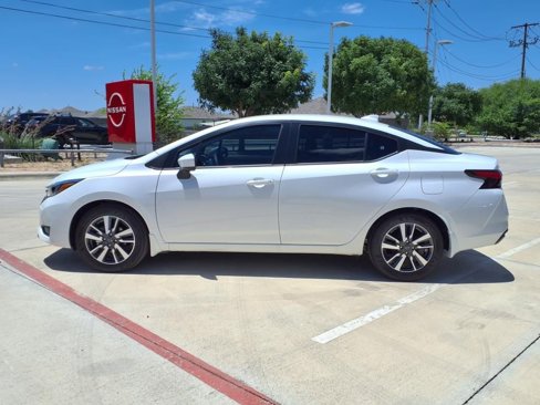 New 2025 Nissan Versa SV w/ Trunk Package image 4