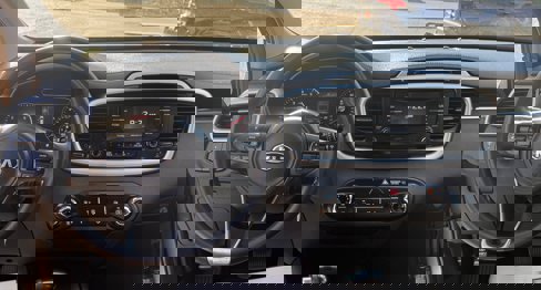 Used 2017 Kia Sorento LX image 14
