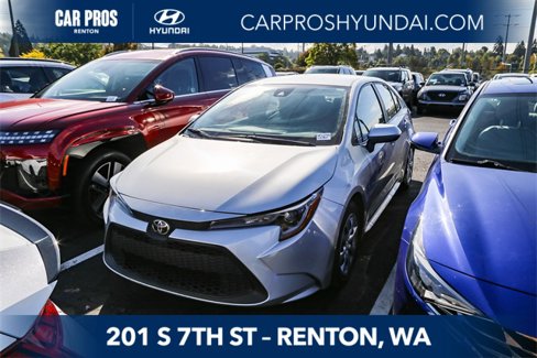 Used 2022 Toyota Corolla LE image 1