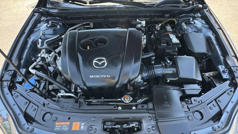 Used 2020 MAZDA MAZDA3 Hatchback w/ Premium Package image 39