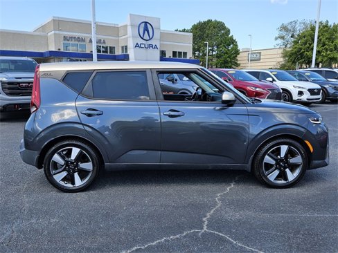 Used 2020 Kia Soul EX image 15