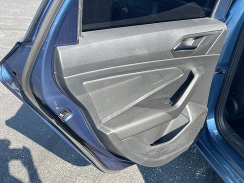 Used 2021 Volkswagen Jetta image 11