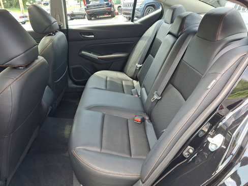 Used 2022 Nissan Altima 2.0 SR image 11