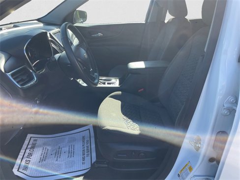 Used 2024 Chevrolet Equinox LT image 9