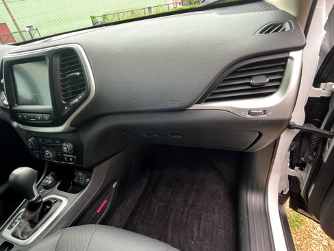 Used 2018 Jeep Cherokee Trailhawk w/ Quick Order Package 27L image 59