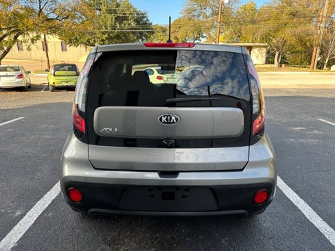 Used 2019 Kia Soul image 4