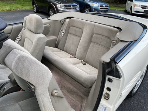 Used 2002 Chrysler Sebring GTC image 16