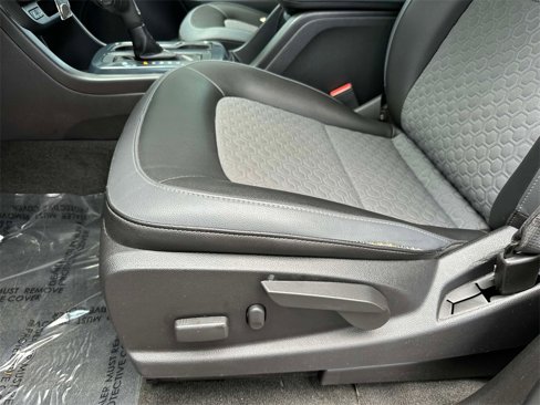 Used 2018 Chevrolet Colorado Z71 image 3