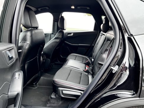 New 2025 Ford Escape ST-Line w/ Tech Pack #1 image 13