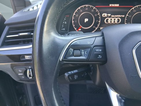 Used 2017 Audi Q7 3.0T Premium Plus image 16