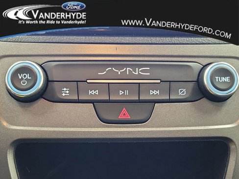 Used 2022 Ford Transit Connect XLT image 26