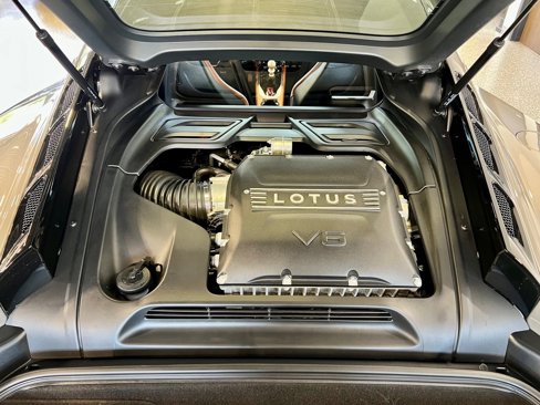 Used 2024 Lotus Emira First Edition image 13
