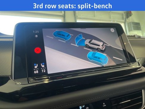 New 2025 Volkswagen Atlas Peak Edition SE image 19