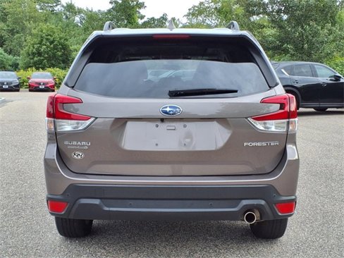 Used 2023 Subaru Forester Limited image 27