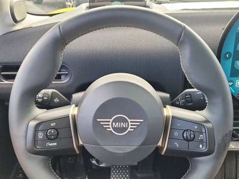 New 2025 MINI Cooper S image 24