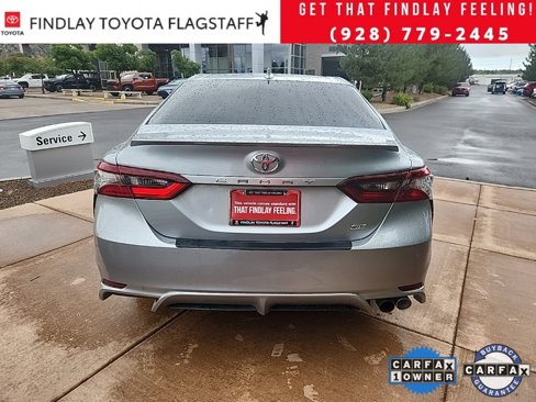 Used 2023 Toyota Camry SE image 6